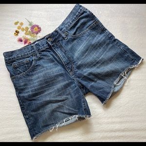 Gap Sexy Boufriend Shorts